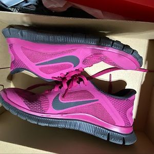 Women’s Nike Free 4.0 V3